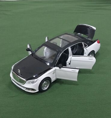 Oyuncaqlar: Mersedes Benz Maybach S650 modeli maşın satılır. Təzədir. Materialı -da lalafo.az — 11 Oyuncaqlar: Mersedes Benz Maybach S650 modeli maşın satılır. Təzədir. Materialı — 11