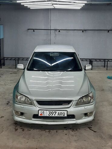 Toyota: Toyota Altezza: 1999 г., 2 л, Автомат, Бензин, Седан