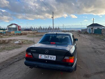 Mercedes-Benz: Mercedes-Benz W124: 1989 г., 0.2 л, Механика, Бензин, Седан