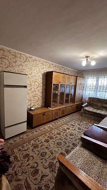 шакир: 3 комнаты, 58 м², Ата-Тюрк парк 104 серия, 1 этаж, Старый ремонт — 1