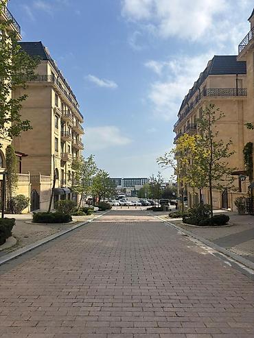 vasmoyda satilan evler: Satılır 2 otaqlı yeni tikili 110 m², Ağ şəhər q. Kateqoriya Yeni — 1