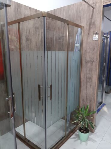 Duş kabinaları, arakəsmələr: Yeni Üstü açıq kabina, Künc üçün, Ödənişli çatdırılma — 19