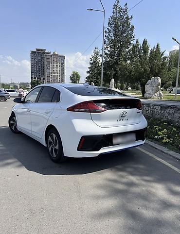 хендай ионик: Hyundai Ioniq: 2018 г., 1.6 л, Вариатор, Гибрид, Седан — 1