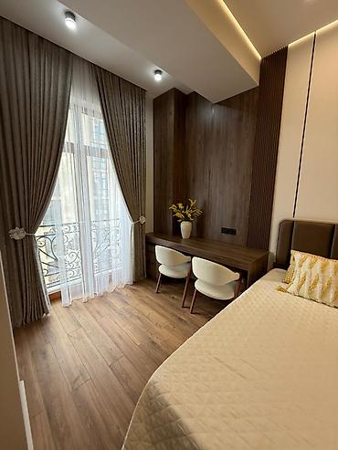 Продажа квартир: 3 комнаты, 120 м² — 12