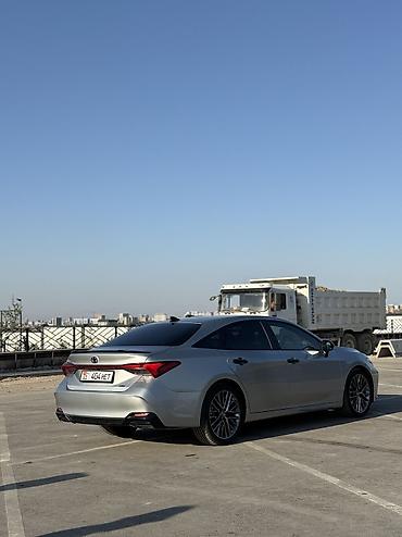 kolesa: Toyota Avalon: 2018 г., 2.5 л, Автомат, Гибрид, Седан — 7
