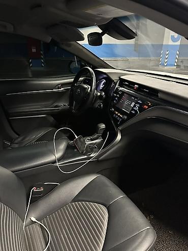 вольво 2018 года: Toyota Camry: 2018 г., 2.5 л, Автомат, Бензин, Седан — 10