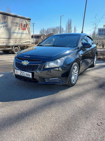 киргизские машины: Chevrolet Cruze: 2012 г., 1.6 л, Механика, Бензин, Седан