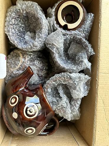 Наборы посуды: Различная посуда, б/у и новая. Есть комплектами и вразнобой. Может — 18