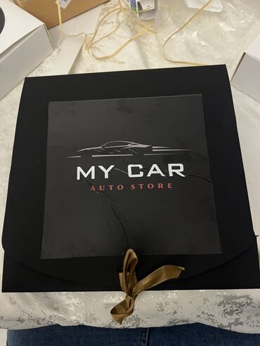 Kia: MY CAR Auto Store – kolleksiya modeli - Qutuda təqdim olunan ağ