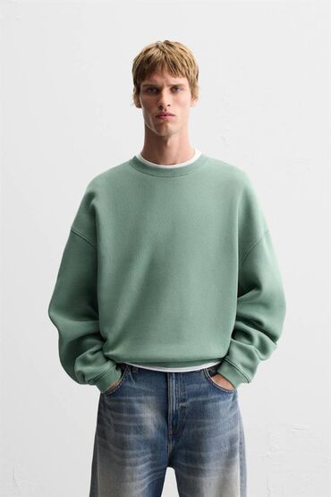 Digər: Orijinal ZARA svitşot. Ölçüsü - M. Oversize modeldir. Hədiyyə olunub — 1