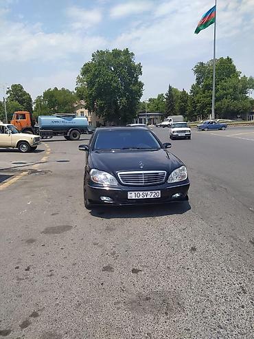 mercedes a 180: Mercedes-Benz S-Class (W220) sedan – qara rəng, klassik lüks və — 4