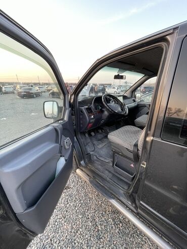 Mercedes-Benz: Mercedes-Benz Vito: 2001 г., 2.2 л, Механика, Дизель, Минивэн — 10