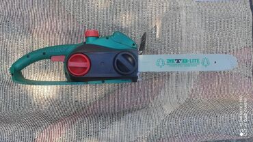 kaučevi na razvlačenje: Bosch elektricna testera .Doneta iz nemacke .Bez kabla .Nista dalje