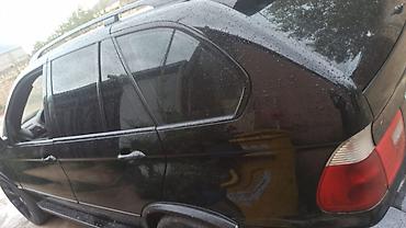 bmw rulavoy: BMW X5: 4.4 л | 2001 г. Седан — 4