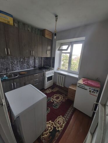 хрущевки: 1 комната, 30 м², Хрущевка, 3 этаж, Косметический ремонт