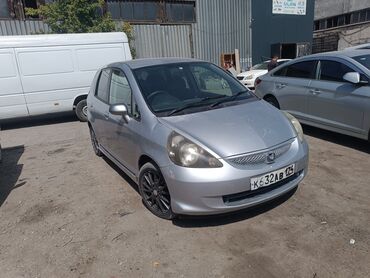 машины 2010 года и выше: Honda Fit: 2003 г., 1.5 л, Вариатор, Бензин, Хетчбек