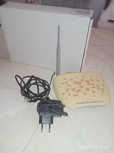 islenmis planset: TP-Link simsiz Wi‑Fi router Xüsusiyyətlər: - 2.4 GHz diapazonunda — 2