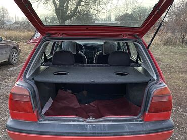 Volkswagen: Volkswagen Golf: 1992 г., 1.8 л, Механика, Бензин, Хэтчбэк — 9