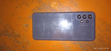 подарочный набор apple 6 в 1: Samsung Galaxy A13, Б/у, 64 ГБ, цвет - Черный, 2 SIM