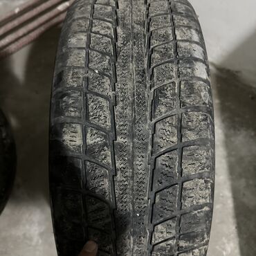 Шины: Шины 215 / 60 / R 17, Зима, Б/у, Легковые, Япония, Bridgestone