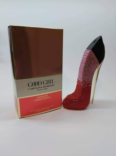 Parfemi: Cena 6.100 din Very Good Girl Glam od Carolina Herrera je miris za