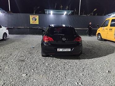 Opel: Opel Astra: 2010 г., 1.8 л, Механика, Хэтчбэк — 6