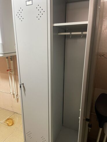 demir seyf qapi: Metall şkaf – 2 bölməli, kilidli - Material: qalın metal, toz boya