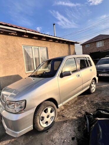 Nissan: Nissan Cube: 2000 г., 1.3 л, Автомат, Бензин, Хэтчбэк — 3