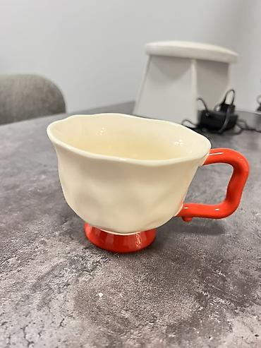 Наборы посуды: Набор дизайнерских керамических кружек - Необычные формы и яркие — 10