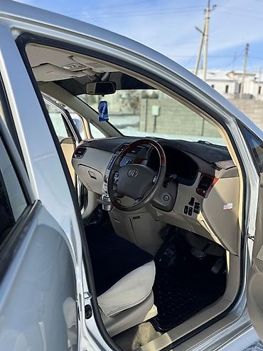 Toyota: Toyota Ipsum: 2003 г., 2.4 л, Автомат, Бензин, Минивэн — 14