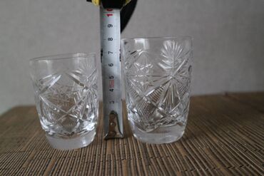 Стаканы: Винтажные хрустальные рюмки/стаканы. 4 рюмки. Высота 7 см, объем 80 — 16