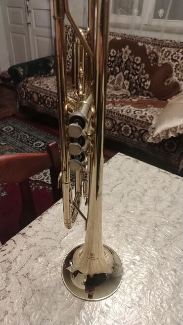 Trubalar: Yamaha truba + ağızlıq - Marka/model: Yamaha (borunun zəng hissəsində — 6