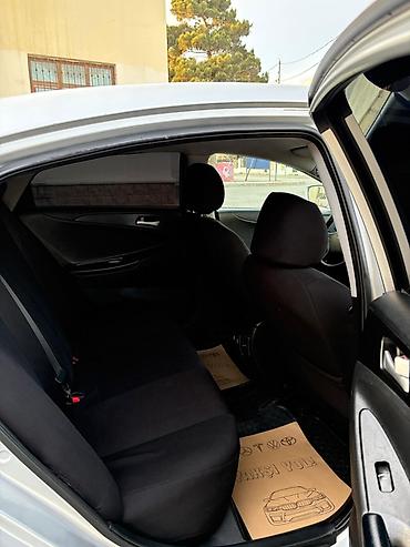 Hyundai: Hyundai Sonata: 2 l | 2013 il Sedan — 17