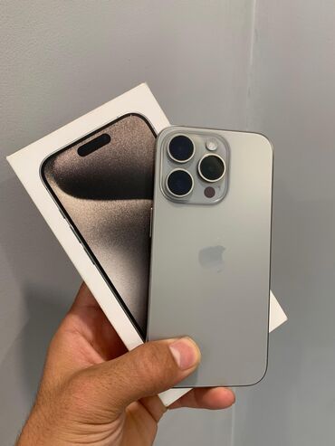 моторола телефон: IPhone 15 Pro, Б/у, 256 ГБ, Natural Titanium, Зарядное устройство, Защитное стекло, Чехол, 90 %