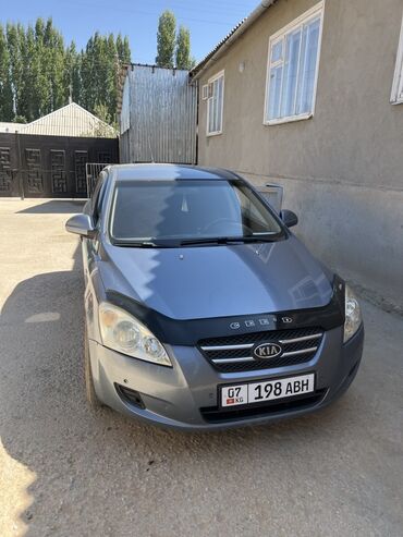 авто к: Kia Ceed: 2007 г., 1.4 л, Механика, Бензин, Хэтчбэк
