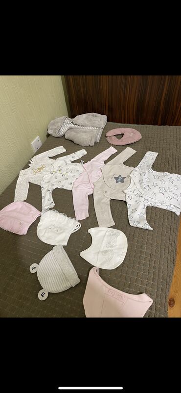 Dəstlər: Uşaq dəsti, Uniseks, 3 - 6 ay — 2