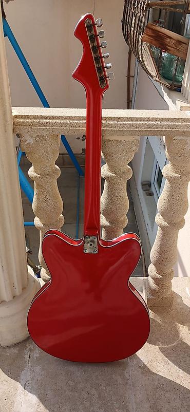 qarmon satışı: 🎸 Yelona Vintage Elektrik Gitar Satılır – Retro Model 💰 Qiymət: 700 — 3