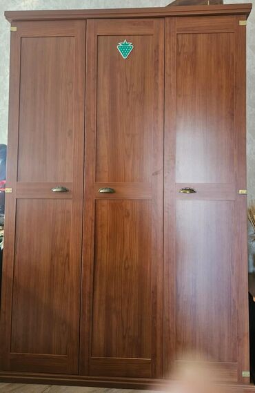 Digər mebel: AmlEndirim Çılek mebeldən dolab 270azn.təcili satılır. Ünvan