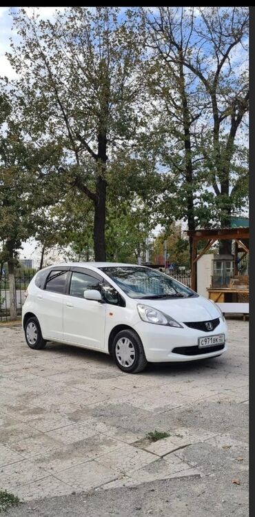 fit 1 3: Honda Fit: 2010 г., 1.3 л, Автомат, Бензин, Хэтчбэк