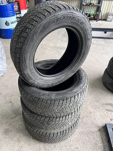 Шины и диски: Шины зимние Bridgestone Blizzak DM-V2, комплект 4 шт. - Размер — 5
