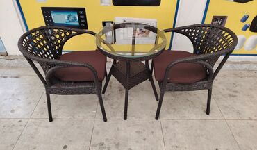 Комплекты столов и стульев: Новый