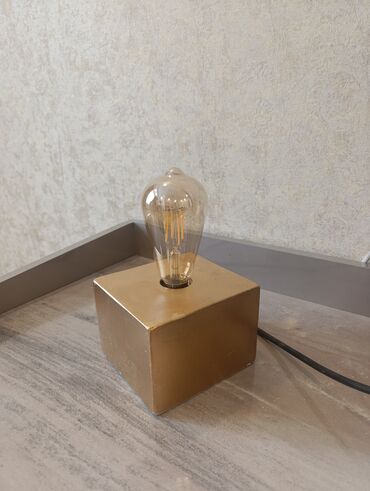 Stol lampaları: Beton korpuslu, abstrakt dizaynlı masa lampası. Daxili işıqlandırma -da lalafo.az — 14 Stol lampaları: Beton korpuslu, abstrakt dizaynlı masa lampası. Daxili işıqlandırma — 14