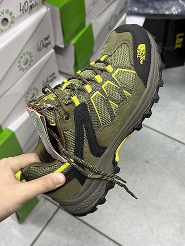 Треккинговые кроссовки The North Face - Назначение: походы, трекинг at lalafo.kg Треккинговые кроссовки The North Face - Назначение: походы, трекинг