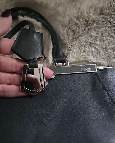 Torbe: Fendi 3Jours kožna torba. Ovaj model je evolucija klasične 2Jours — 12
