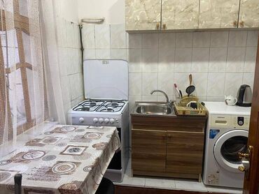 Uzunmüddətli kirayə evlər: 100 kv. m, 3 otaqlı — 10