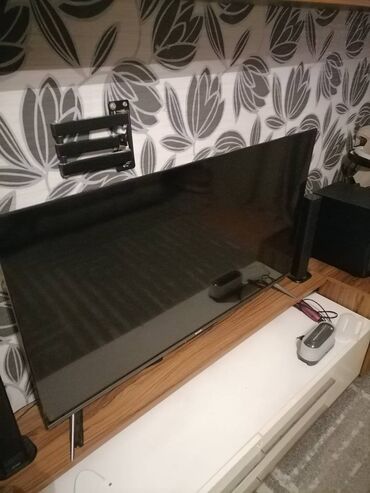 gta v: Б/у Телевизор Sharp LED экран 50" 4K (3840x2160)