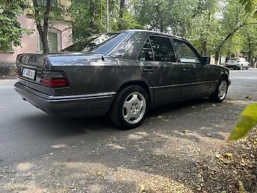e klass: Mercedes-Benz W124: 1993 г., 3.2 л, Автомат, Бензин, Седан — 5