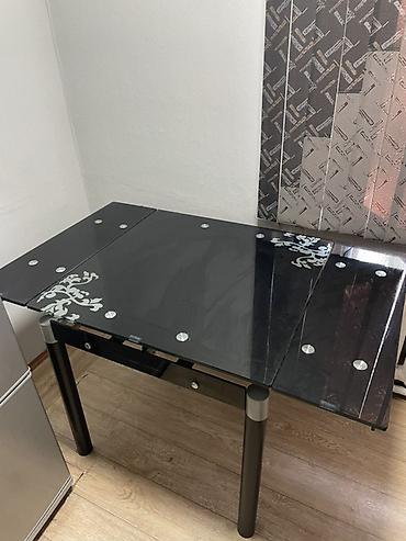 silver kitchen: Кухонный стеклянный раскладной стол В сложенном состоянии 80 на 80 В — 5