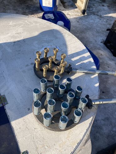 Казаны: Казан, тулга, капкак, титан- самоор, чара, горелка, БОЗ-уй. КОМПЛЕКТ! at lalafo.kg — 6 Казаны: Казан, тулга, капкак, титан- самоор, чара, горелка, БОЗ-уй. КОМПЛЕКТ! — 6