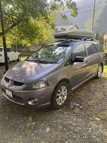 Mitsubishi: Mitsubishi Grandis: 2.4 l | 2003 il 330000 km Van/Minivan — 17